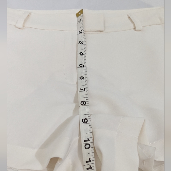 Amanda Uprichard 2 Piece Set in White Large Top Medium Shorts Revolve - Picture 5 of 11